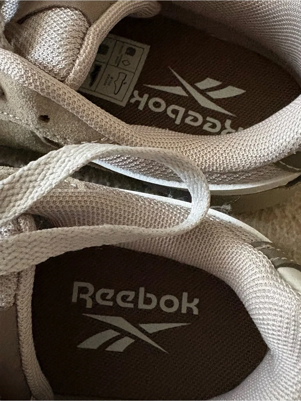 Men’s Reebok beige sneakers